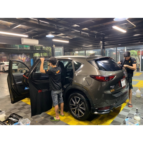 3M Crystalline CR40 (Kính Sườn)